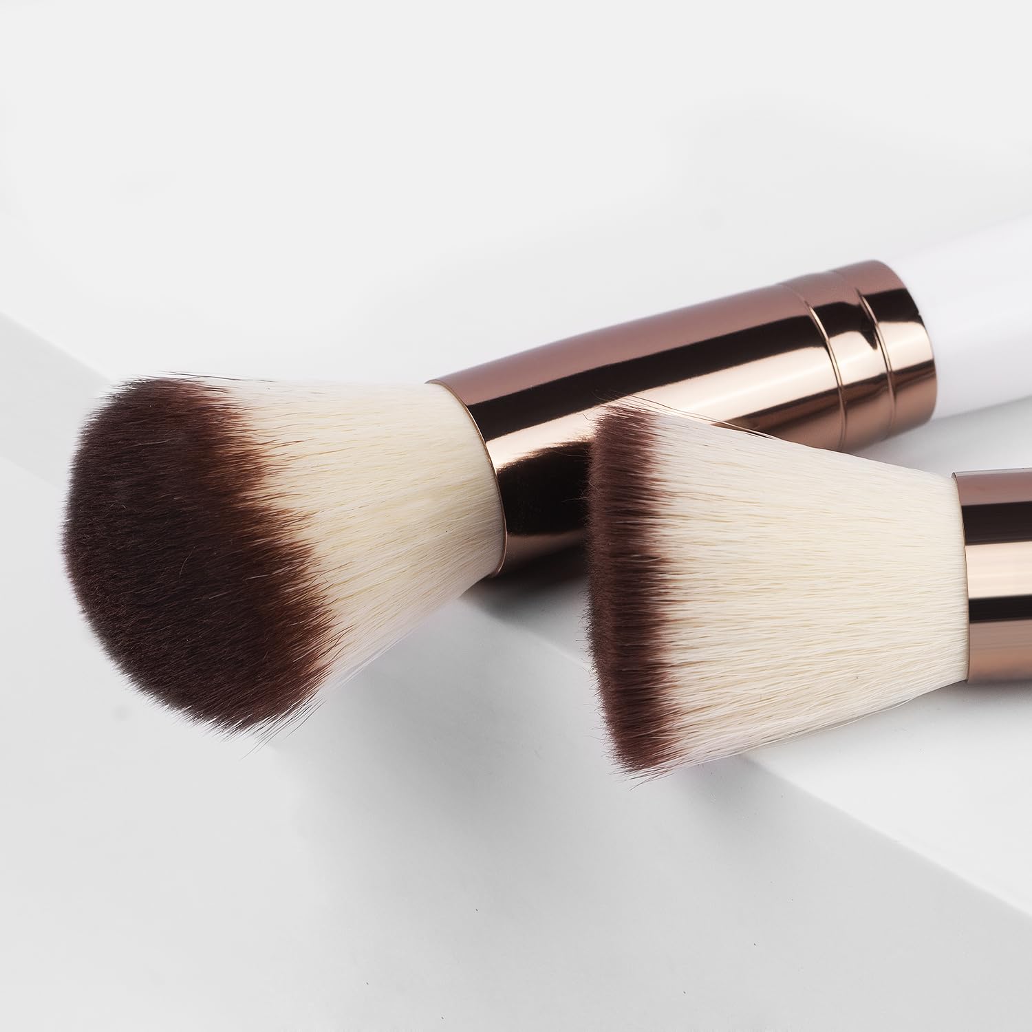 Real Perfection Makeup Brush Set 16 Pcs with 1 Eyebrow Razor Premium Synthetic Foundation Powder Concealers Eyeshadow Blush Makeup Brushes Make up Brushes Kit (Pink)