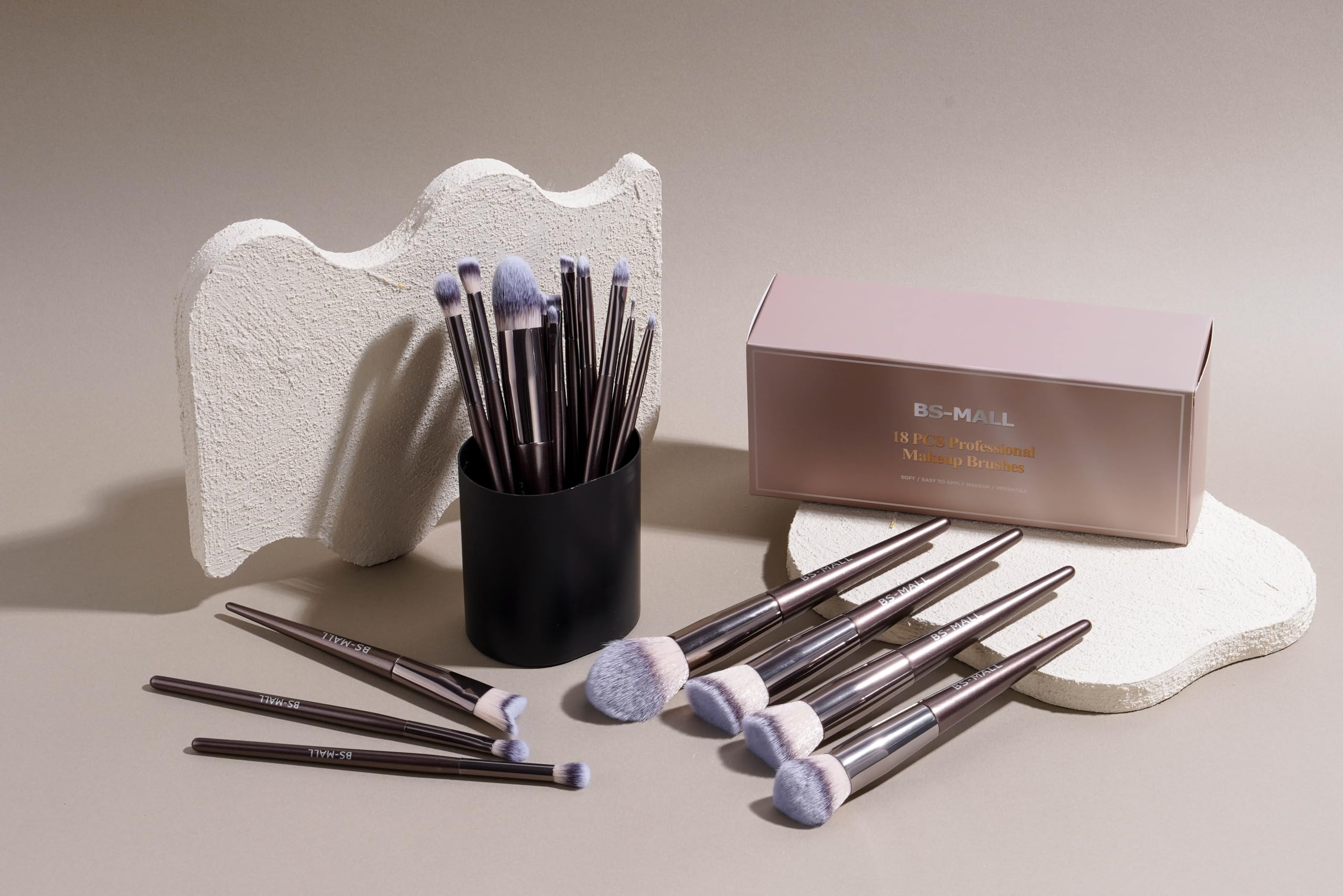 BS-MALL Professional Makeup Brush Set 18 Pcs Premium Synthetic Foundation Powder Concealers Eye Shadows Blush Makeup Brushes with Travel Case (Matte white beige)
